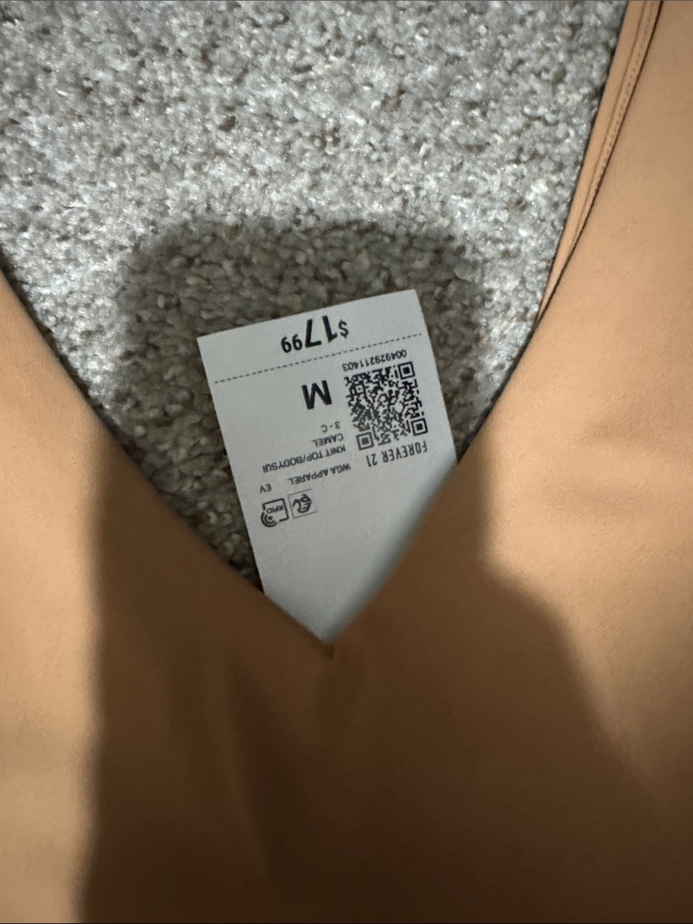 NWT forever 21 medium camel/tan colored bodysuit - Picture 2 of 4